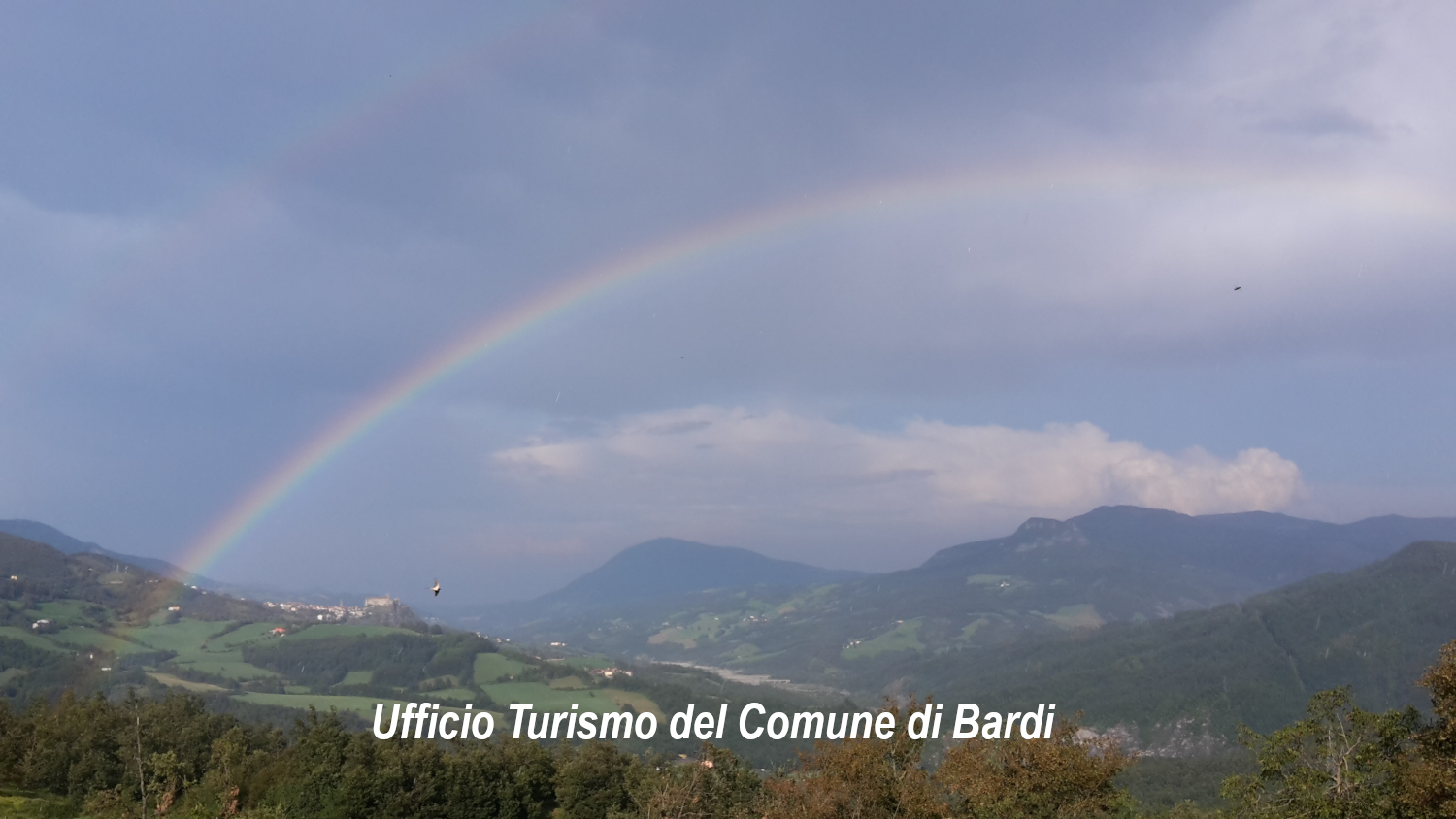 Bardi (Pr): panorama. Foto dell'Ufficio Turismo del Comune di Bardi