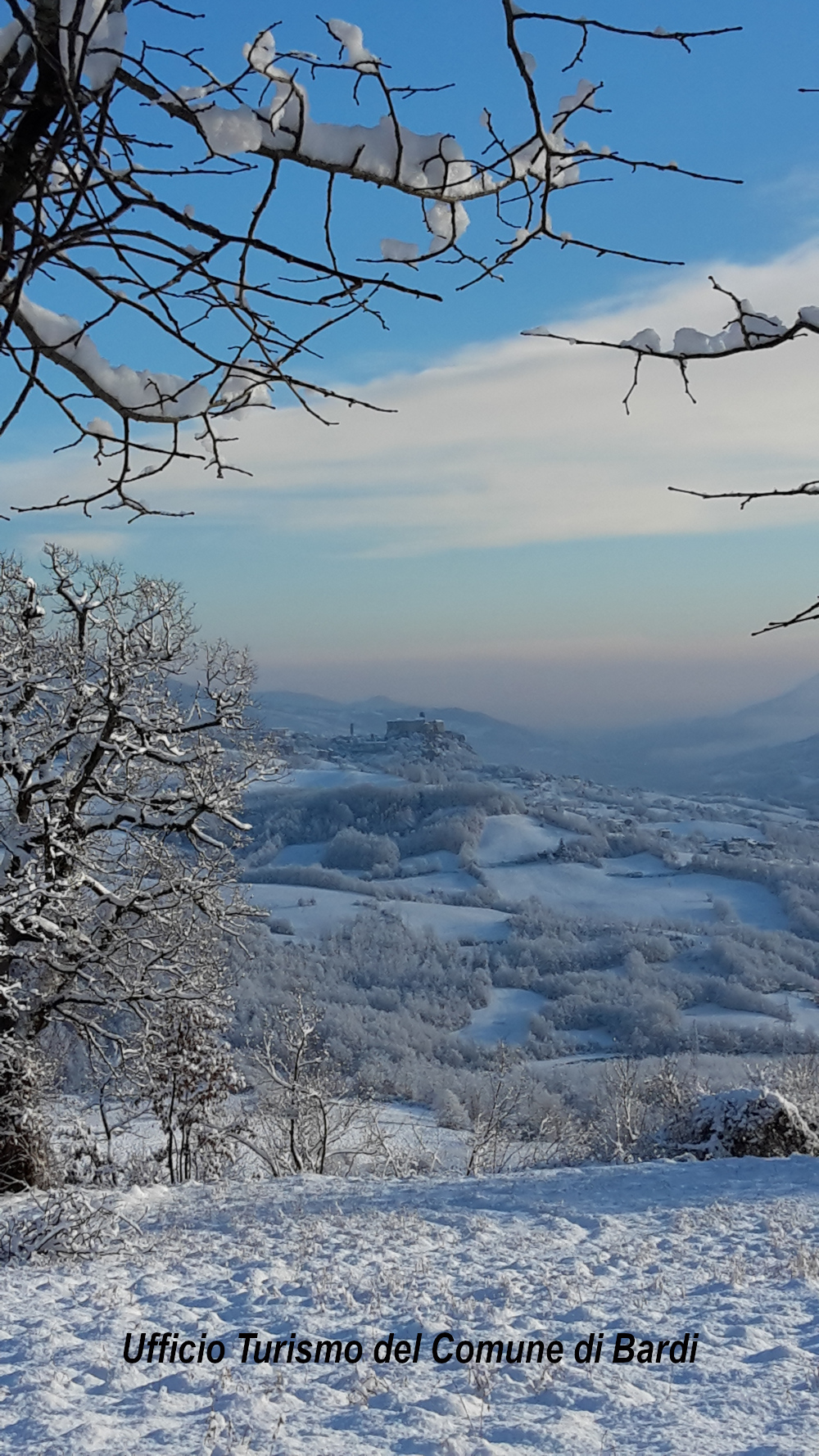 Bardi (Pr): panorama invernale. Foto dell'Ufficio Turismo del Comune di Bardi