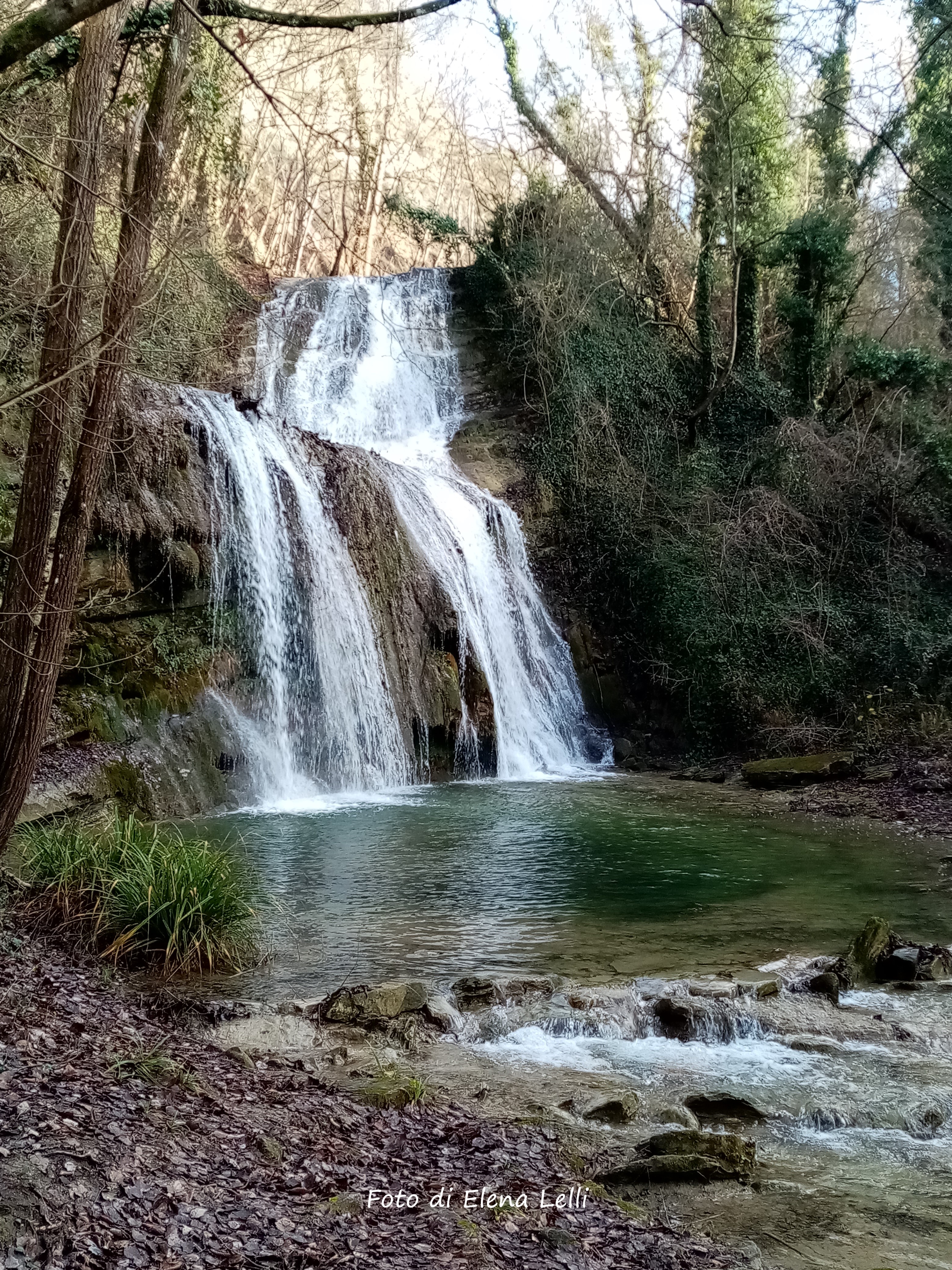 Fontanelice (Bo). La cascata dei due salti. Foto di Elena Lelli