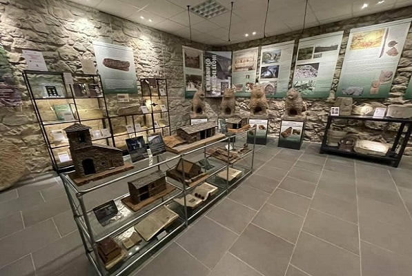 Montecreto (Mo): Museo la casa dei Leoni di pietra