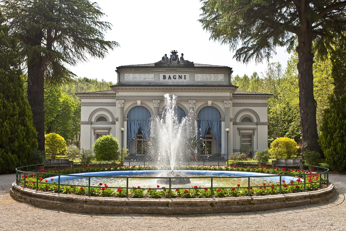Riolo Terme (Ra). Stabilimento termale