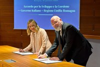 Meloni e Bonaccini firmano il nuovo Accordo sui Fondi Sviluppo e Coesione: 600 milioni di euro per l'Emilia-Romagna