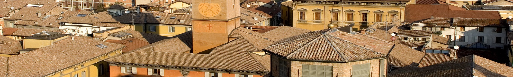 Foto di tetti di case a Bologna