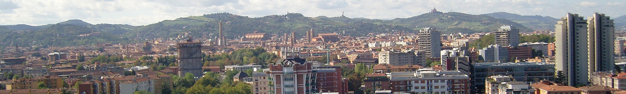 Foto di palazzi a Bologna